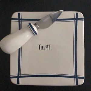 Rae Dunn ‘Taste’ serving tray
